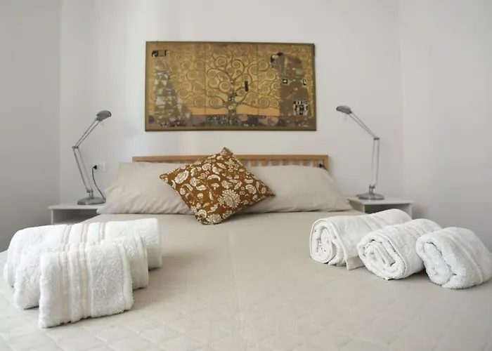 San Donato Апартаменты